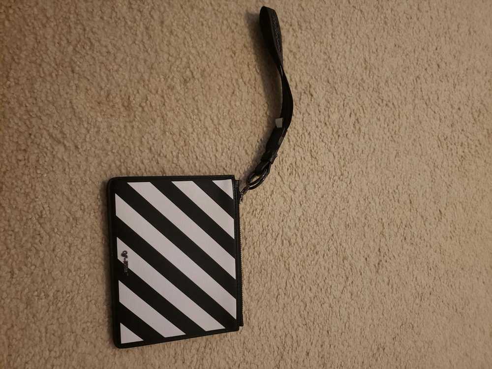 Off-White Pouch Wallet - image 2