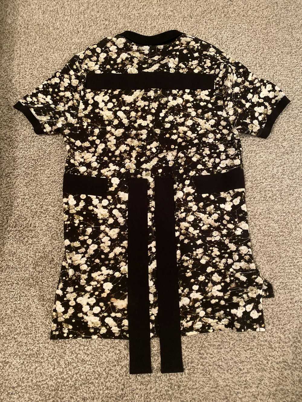 Givenchy Givenchy black floral print polo shirt - image 2