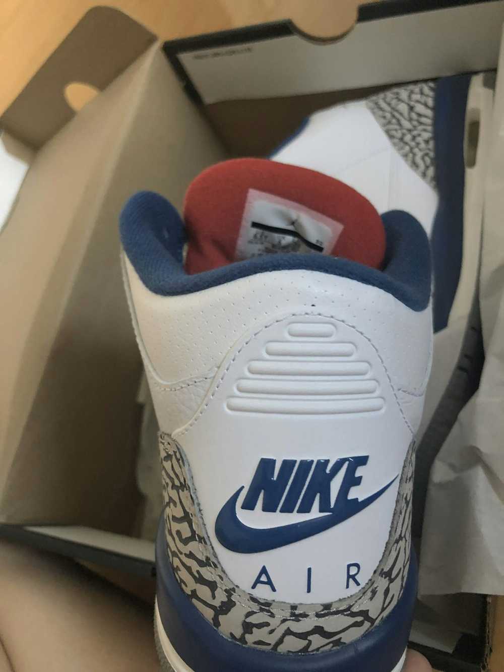 Jordan Brand True Blue 3s GS - image 2