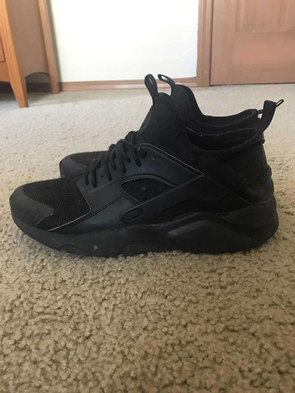 Nike Air Huarache Triple Black - image 1