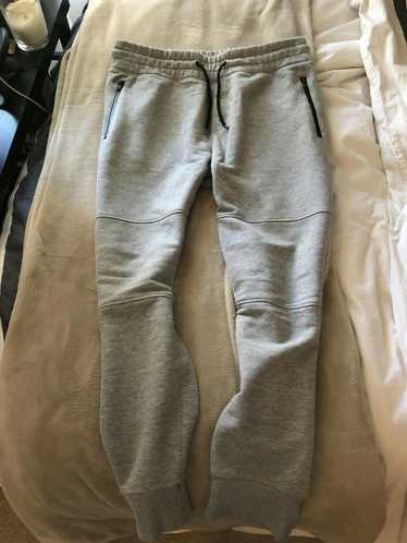 H and outlet m joggers