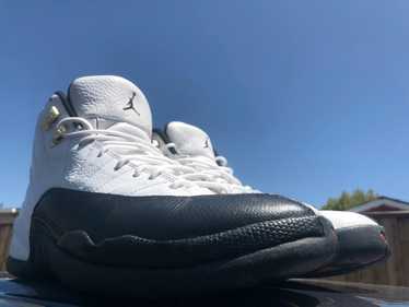 White and clearance green 12s