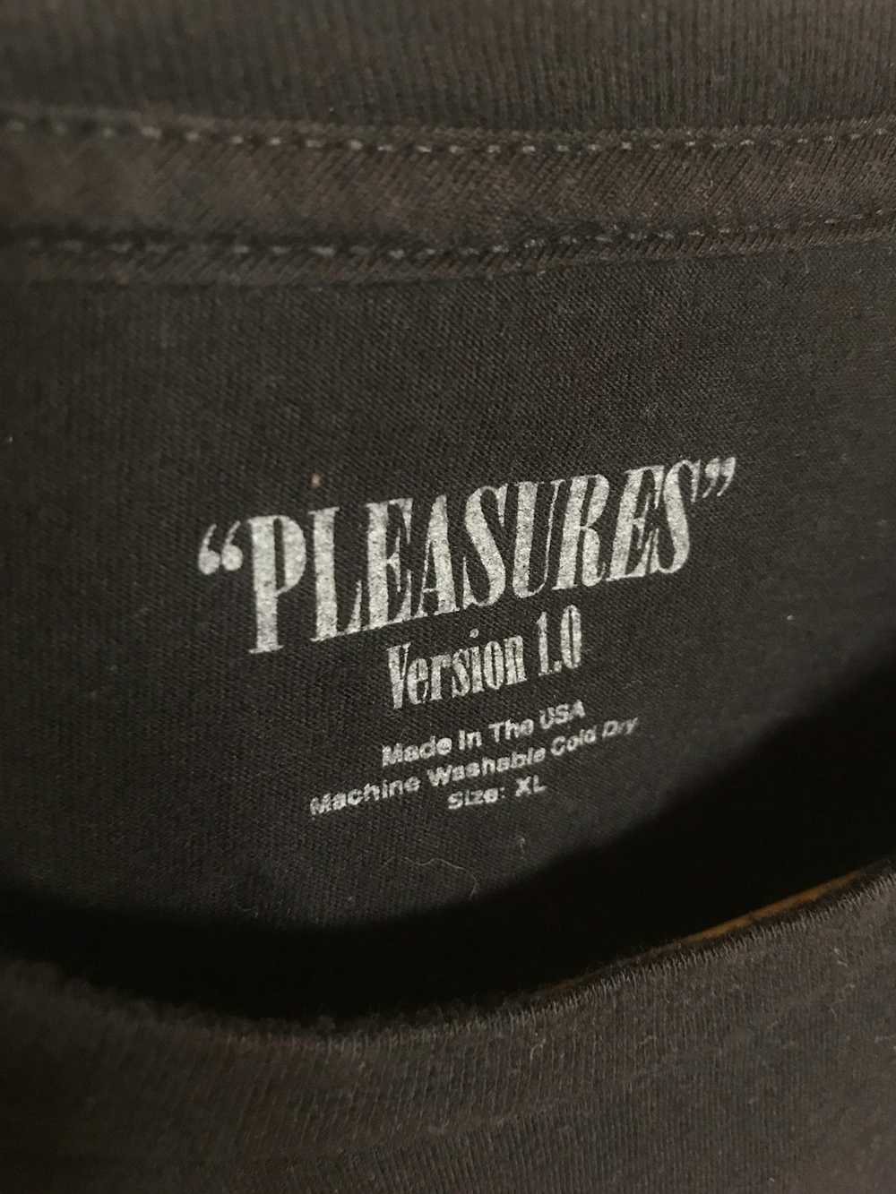 Morrissey × Pleasures “Pleasures” Morrissey T-Shi… - image 3