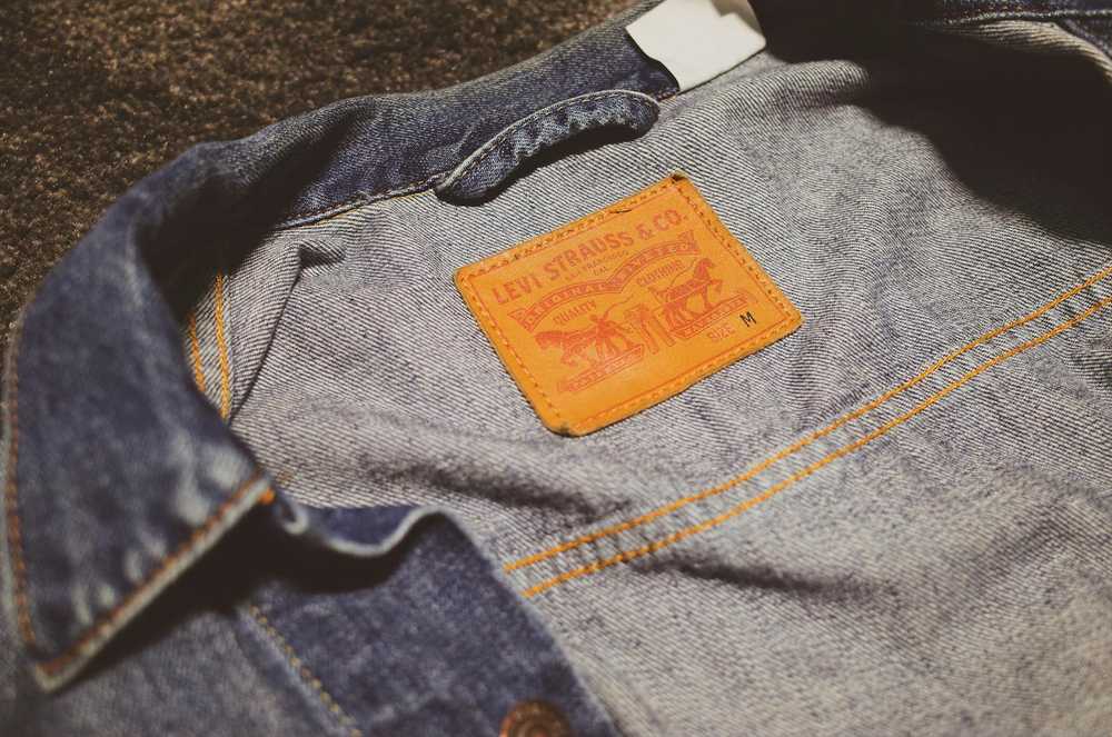 Levi's Trucker Jacket - image 2