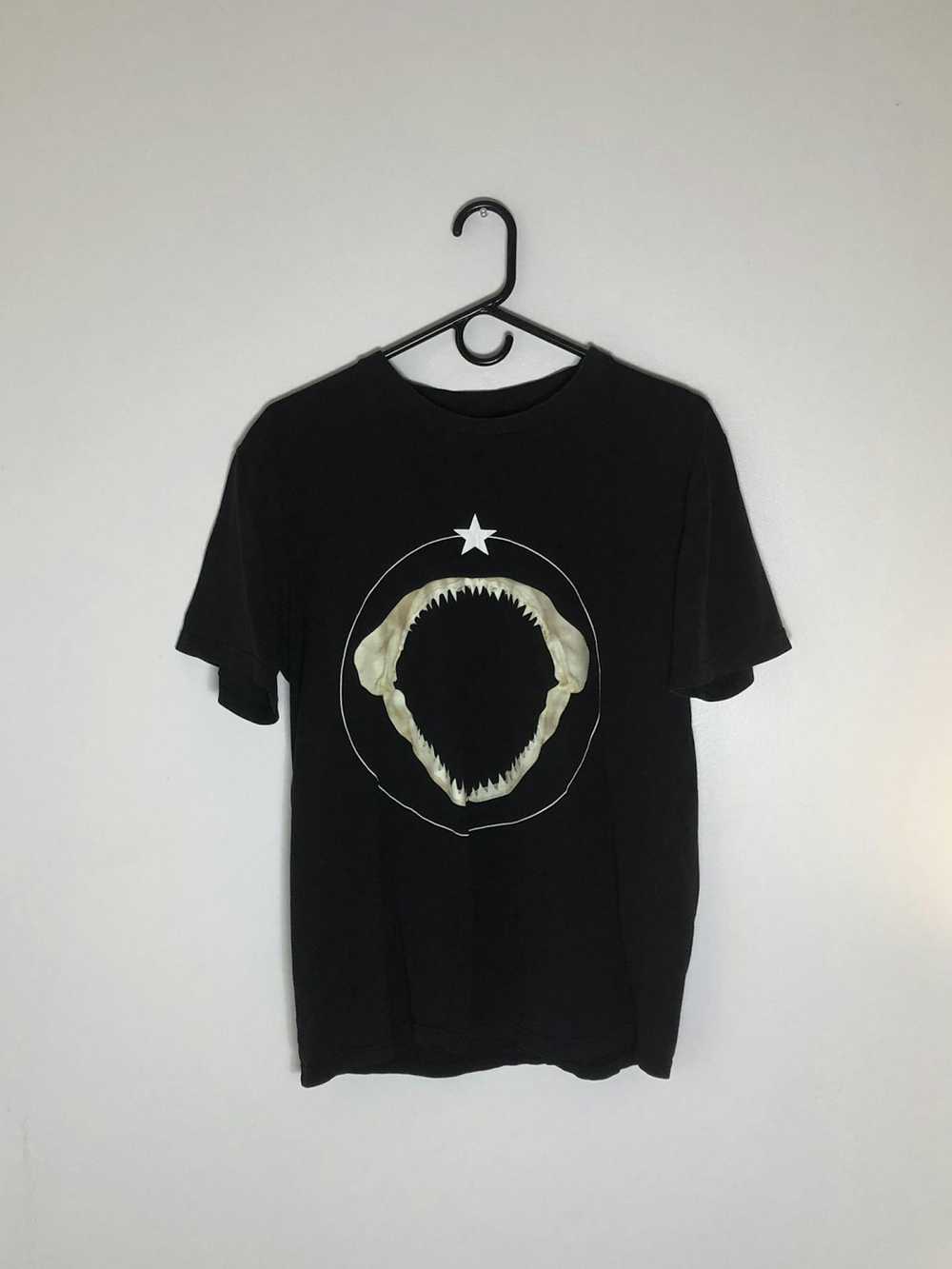 Givenchy Givenchy Shark Jaws Tee - image 1