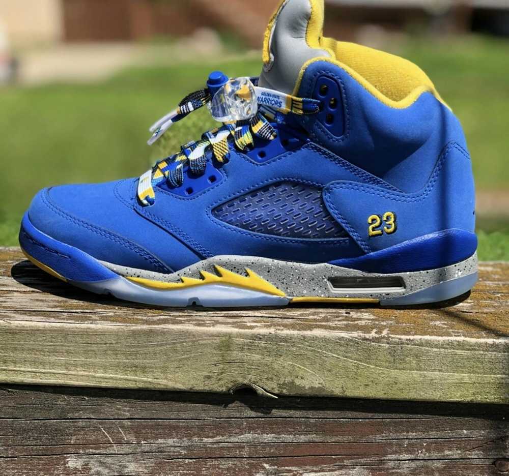 Jordan Brand Air Jordan Retro 5 Laney Size 6Y - image 1