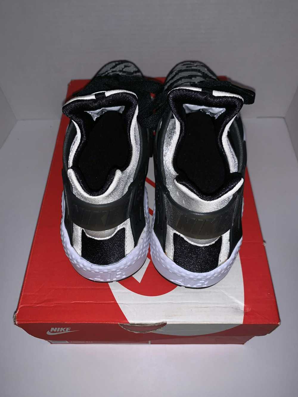 Nike Nike Hurache “BHM” - image 3