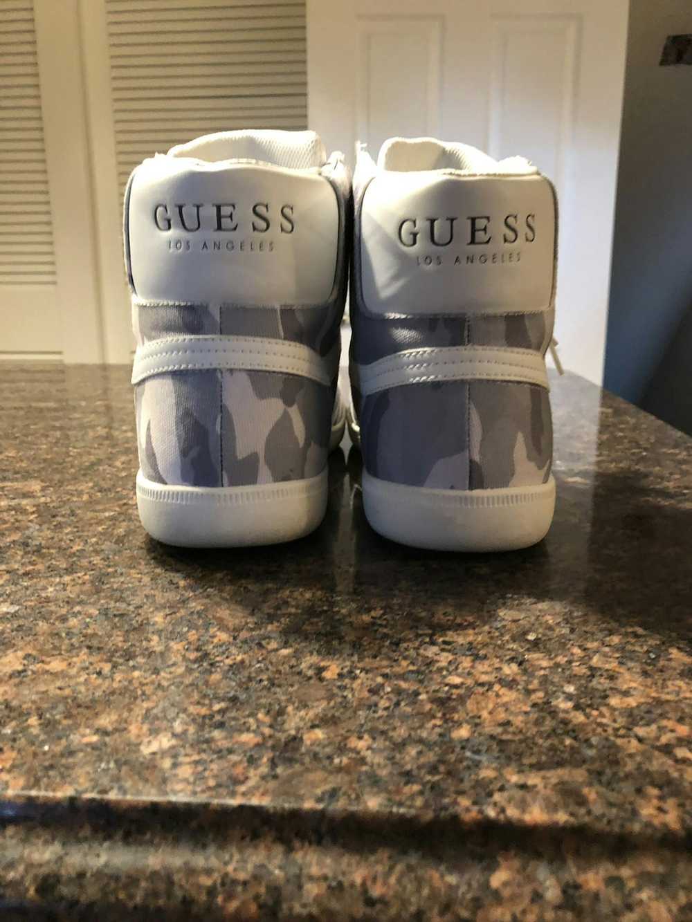 Guess Guess high top shoe very clean light use - image 3