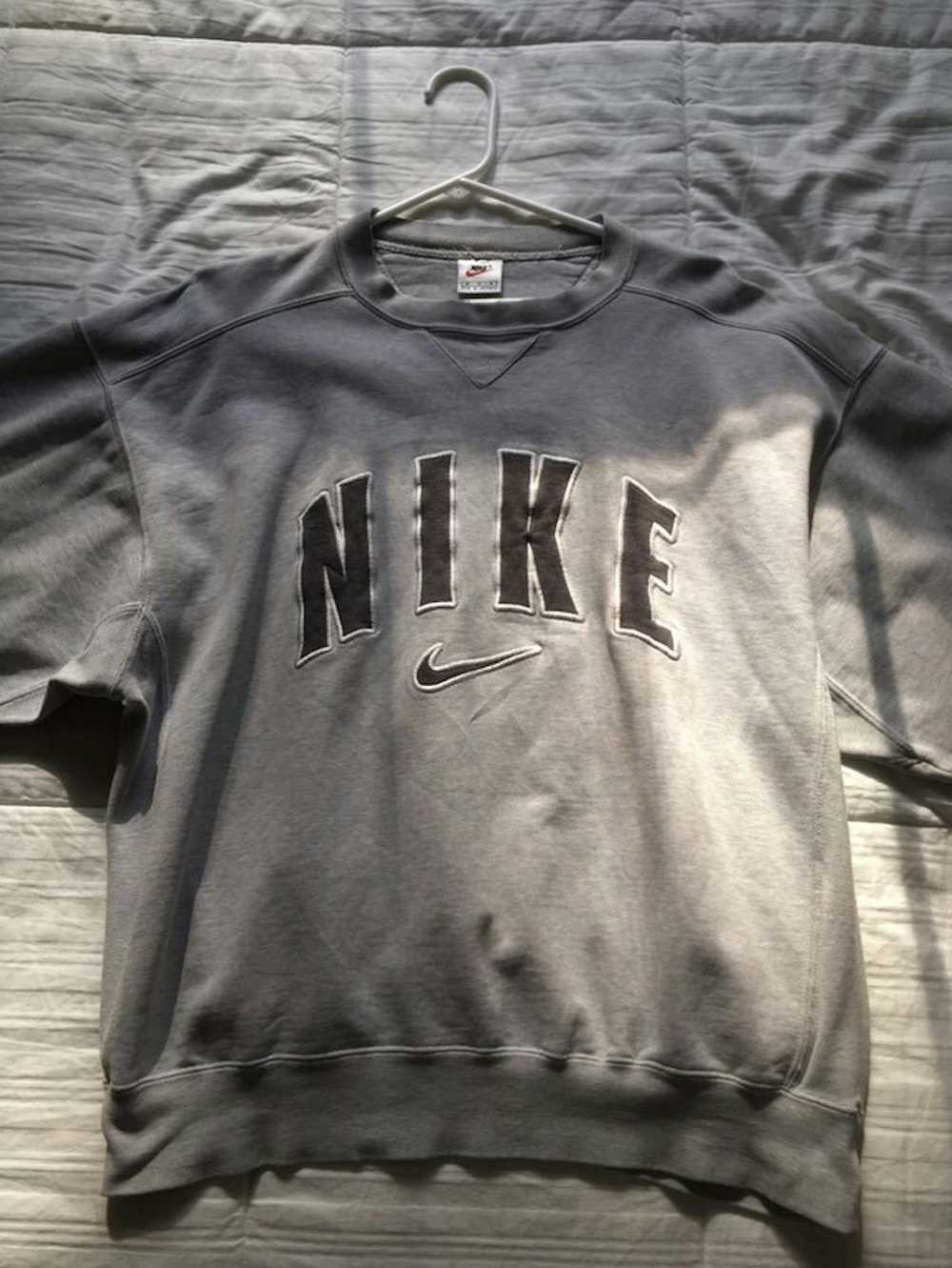 Nike Vintage nike crewneck - image 1