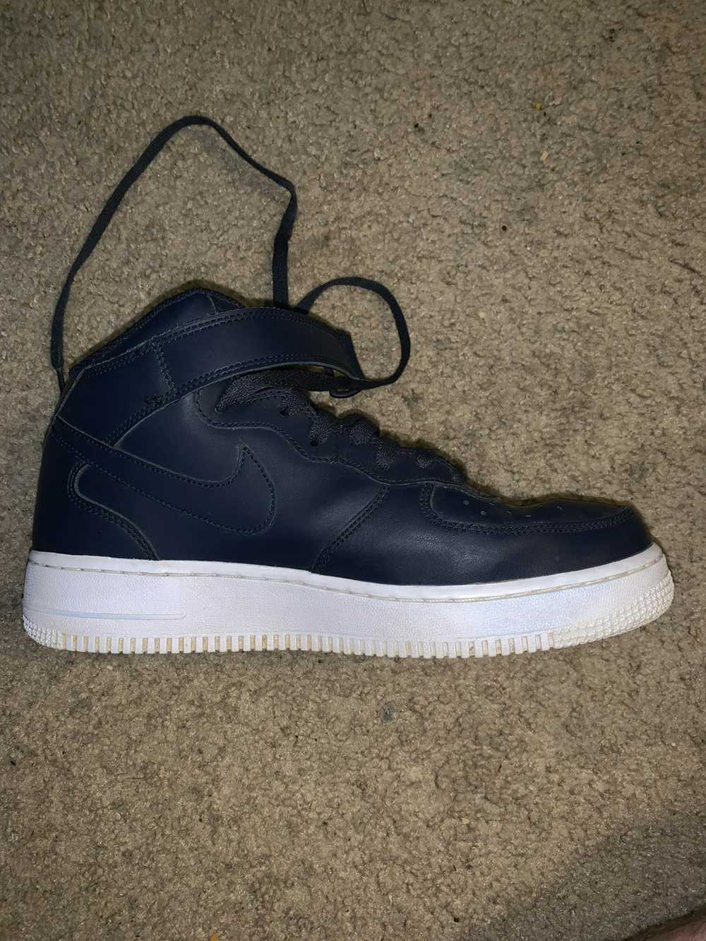 Nike Air Force 1 Mid - image 3