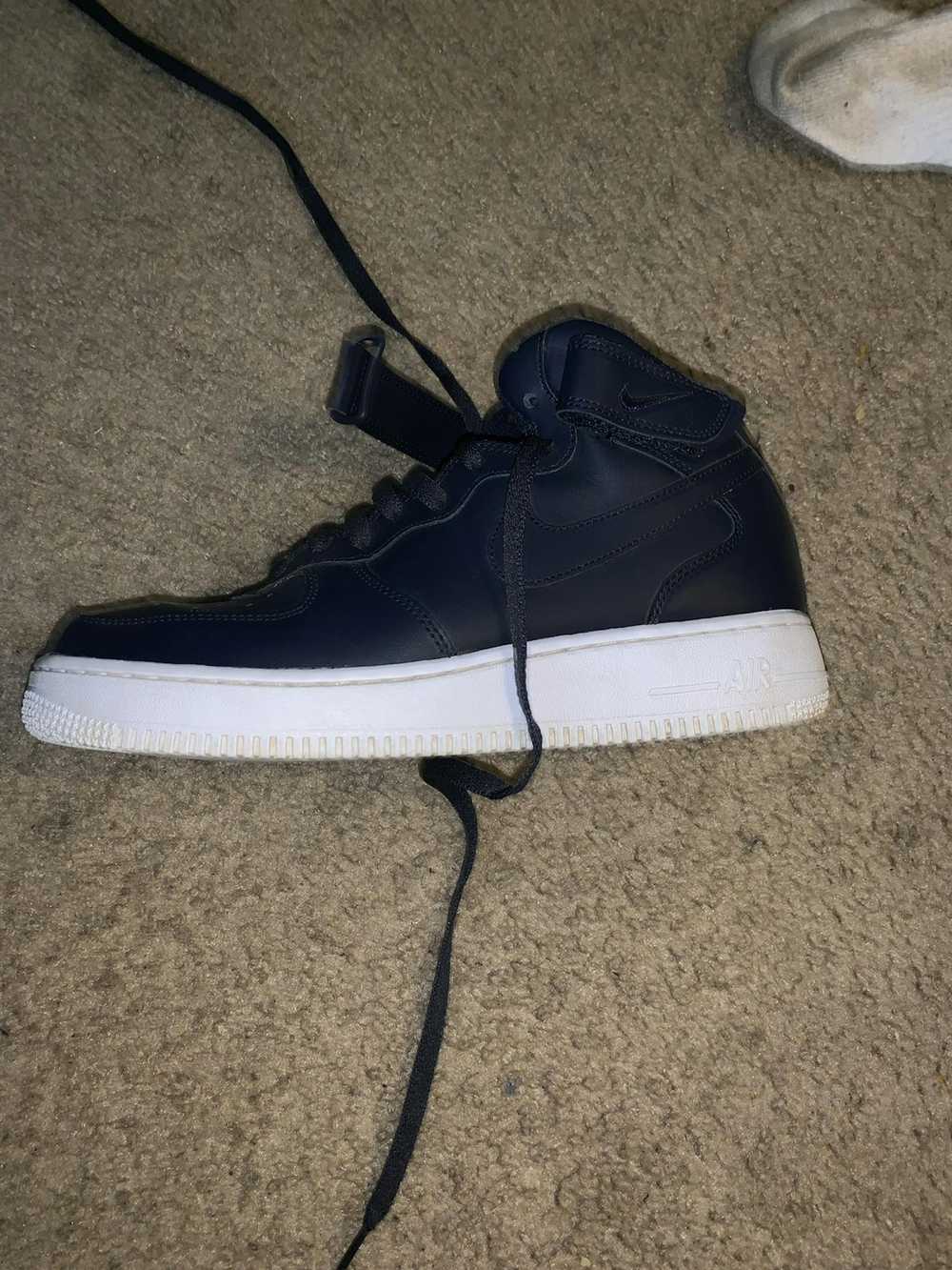 Nike Air Force 1 Mid - image 4