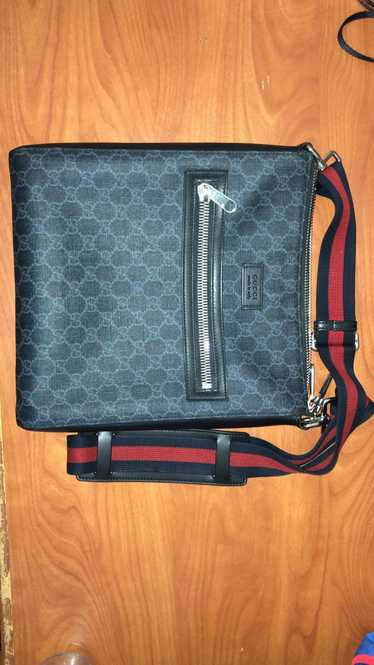 Gucci Gucci Messenger Bag