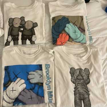 Kaws t shirts bundle - image 1