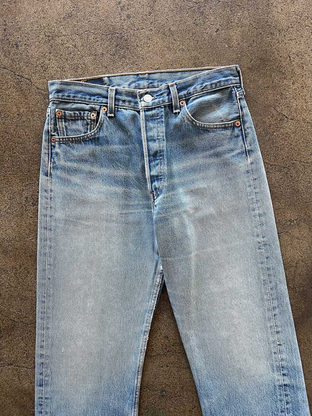 2000s Levi's 501 Jeans Faded 29" x 29" - image 2