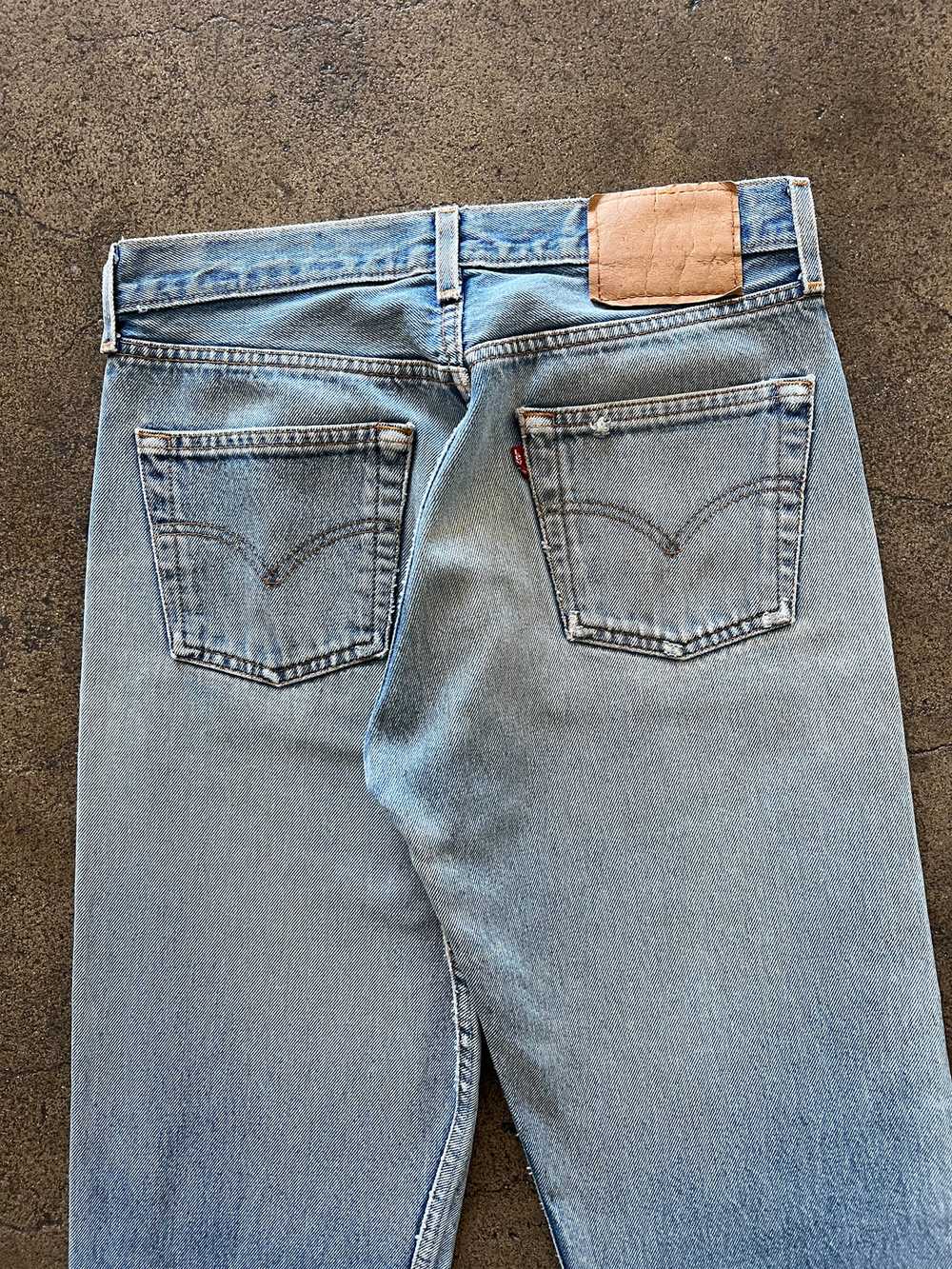 2000s Levi's 501 Jeans Faded 29" x 29" - image 5