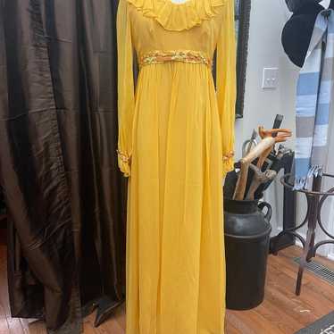 Vintage dress maxi empire cut, golden, floral, em… - image 1