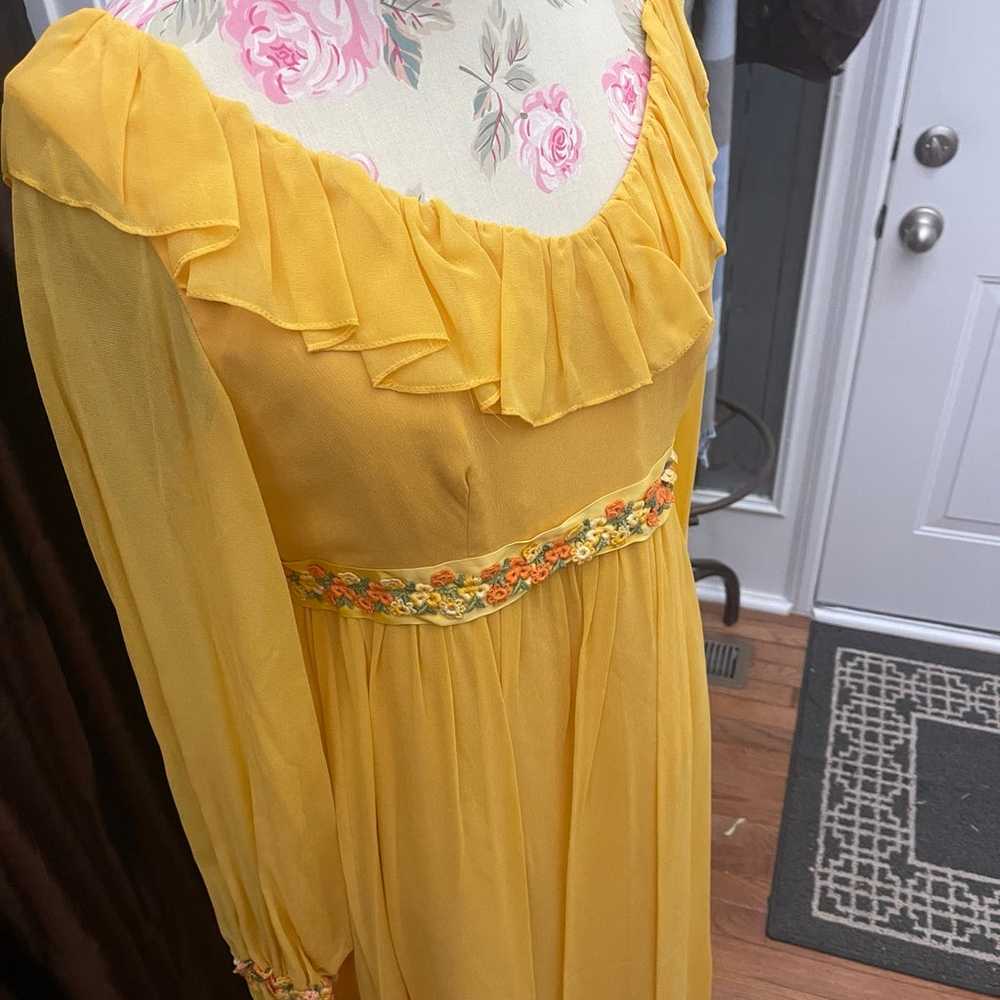 Vintage dress maxi empire cut, golden, floral, em… - image 2