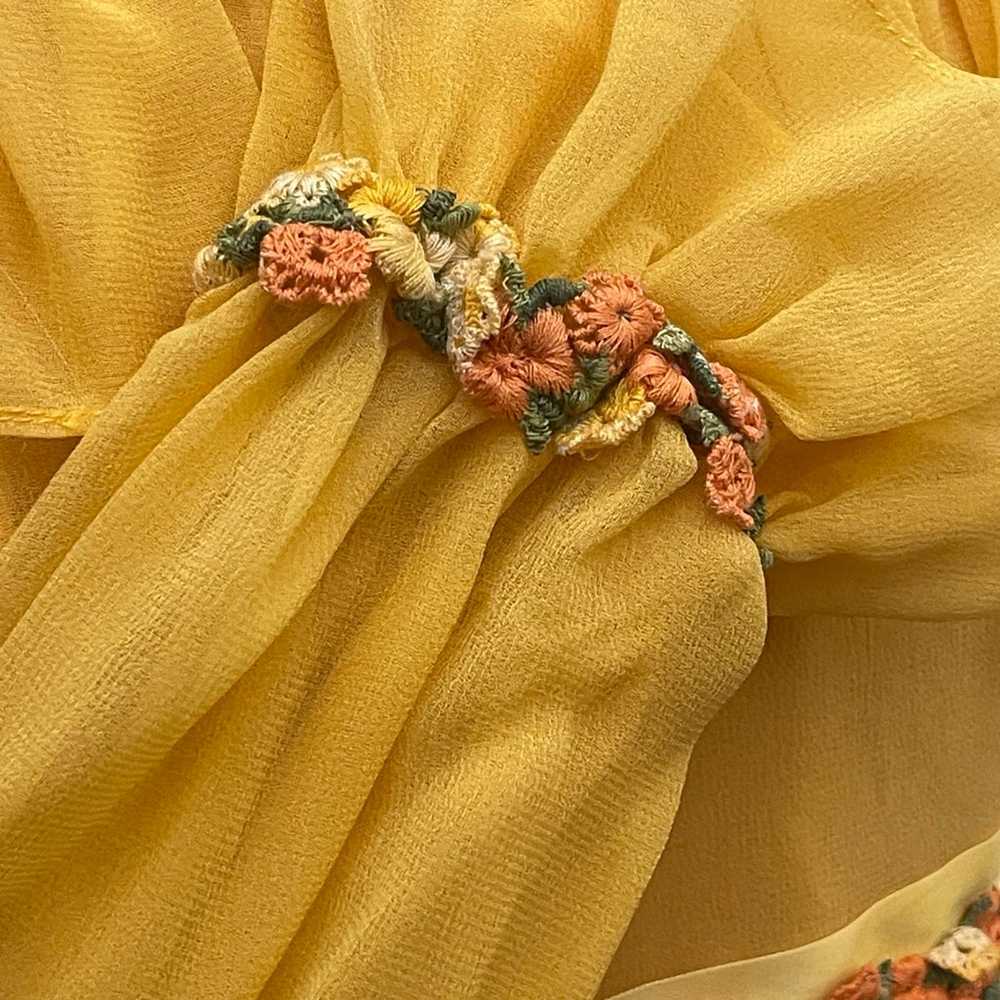 Vintage dress maxi empire cut, golden, floral, em… - image 4