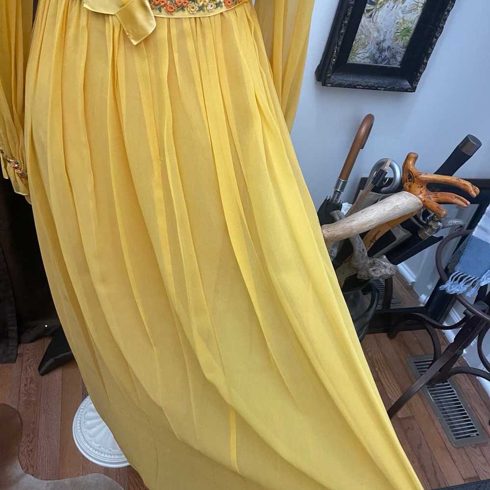 Vintage dress maxi empire cut, golden, floral, em… - image 8