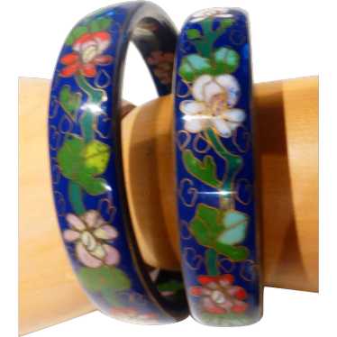 Pair Vintage Blue Floral Cloisonné Bangle Bracelet