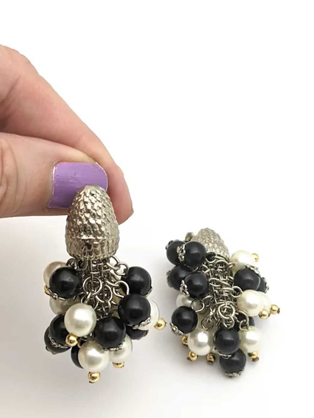 Black And White Bead Cluster Clip On Earrings - image 3