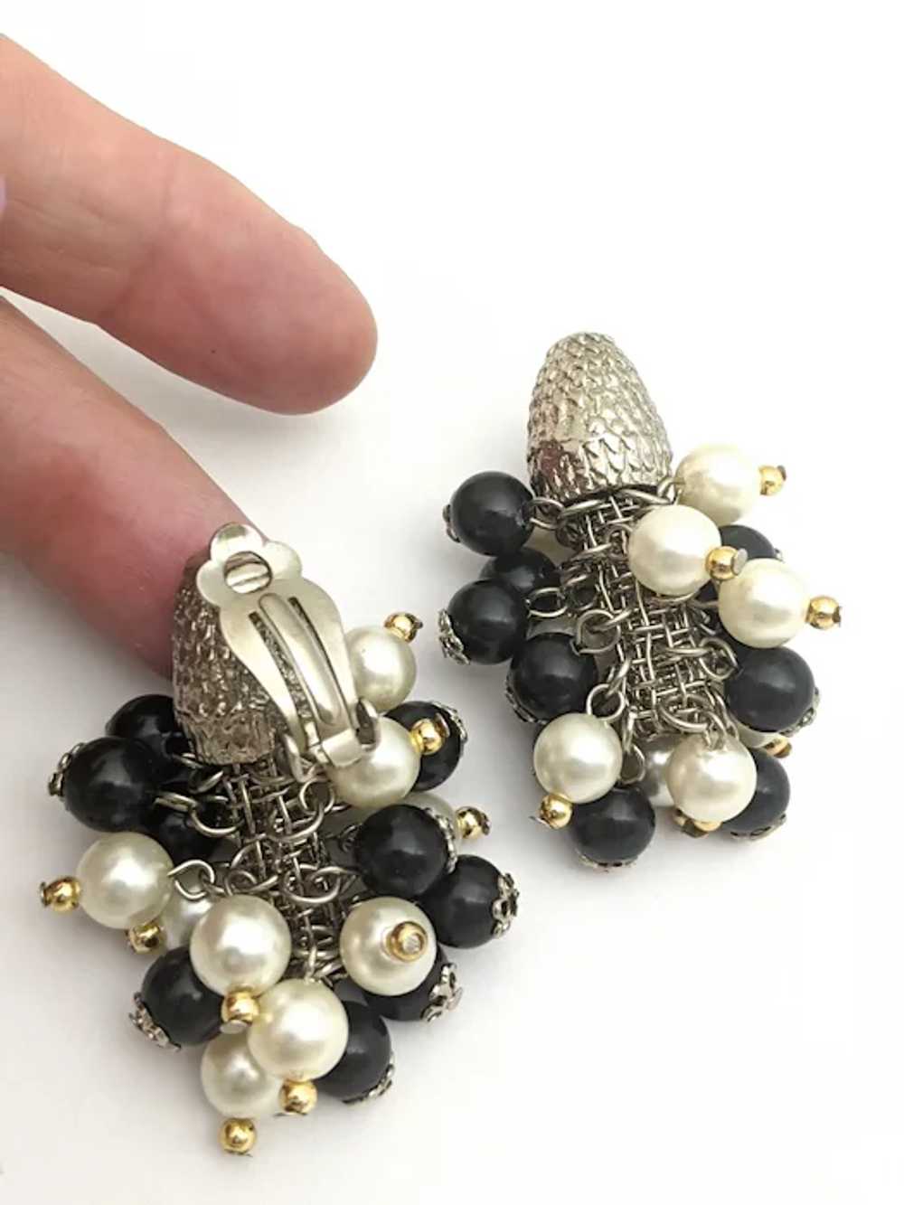 Black And White Bead Cluster Clip On Earrings - image 4