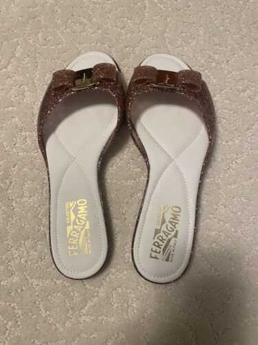 Salvatore Ferragamo  JELLY✨リボン　美品 Salvatore Ferragamo JELLY✨リボン 美品 Salvatore Ferragamo