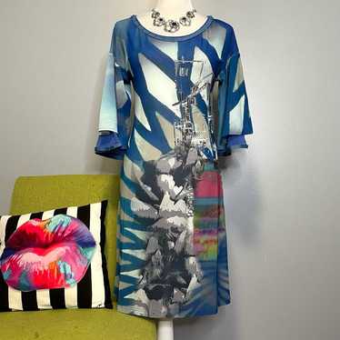 Save the Queen Blue Mesh Graphic  Bell Sleeve Tun… - image 1