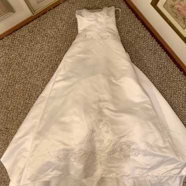 David’s Bridal white satin beaded strapless weddi… - image 1