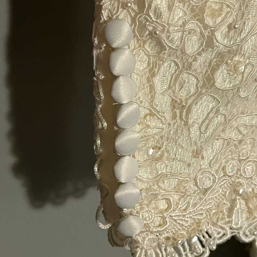 Alfred Angelo White Alencon Lace Straight Wedding… - image 8