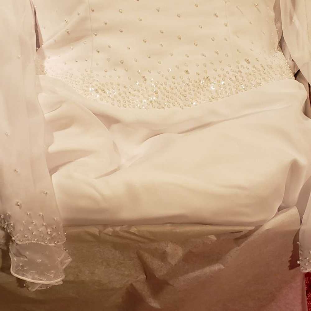 Simple, Beautiful Wedding Dress - image 12