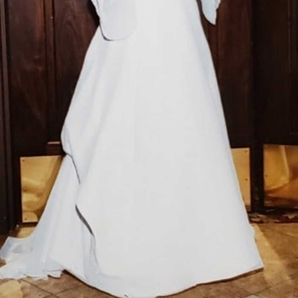 Simple, Beautiful Wedding Dress - image 4