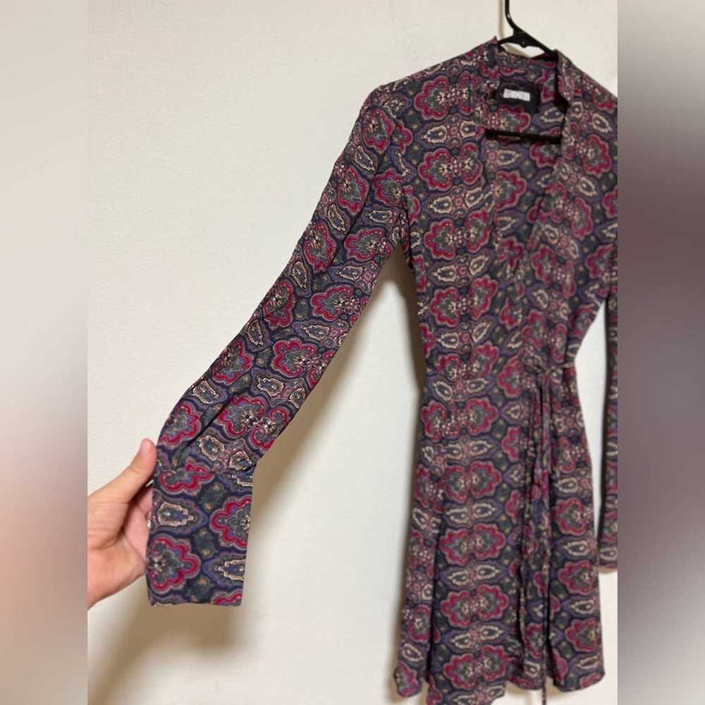 Reformation Paisley 70s Print Wrap Long Sleeve Co… - image 3