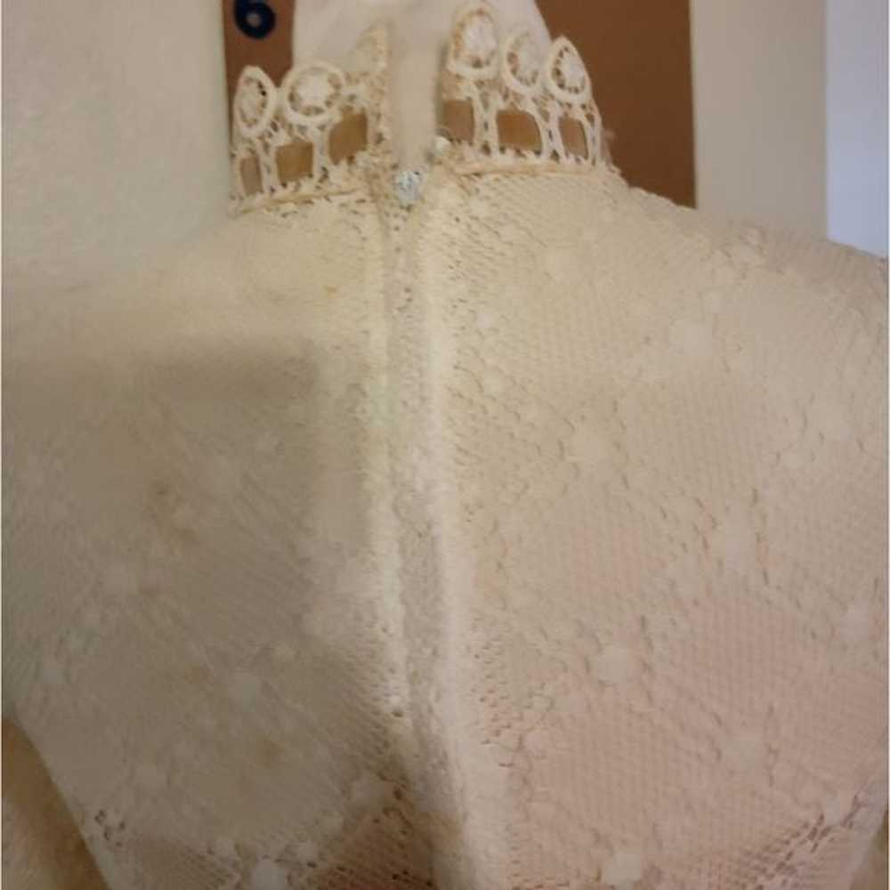 Vintage 70s cream lace dress. Size 10 - image 7