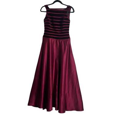 JS collection  burgundy velvet satin maxi dress si