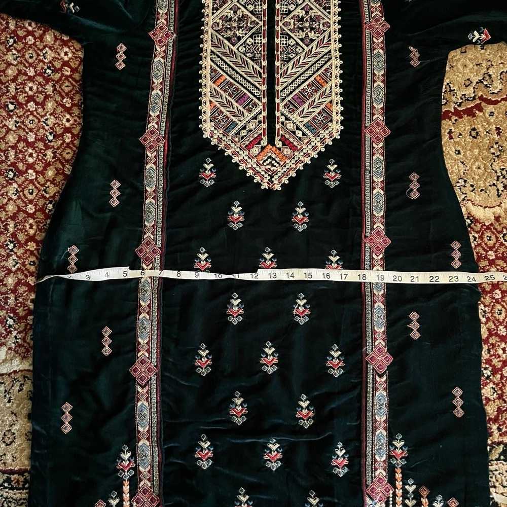 pakistani dresses medium size - image 5