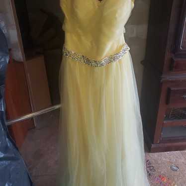 Yellow prom dress - image 1