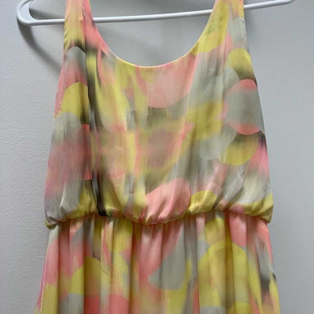 alice and olivia dress, Super flowy material - image 2