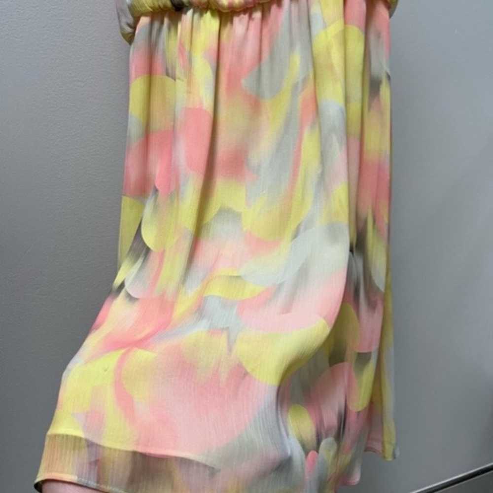 alice and olivia dress, Super flowy material - image 4