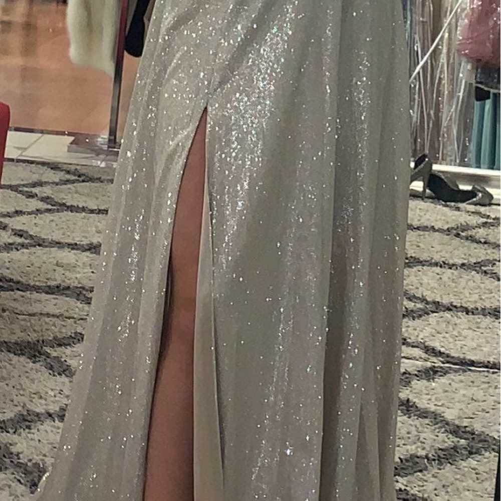 Platinum prom/gala dress - image 4