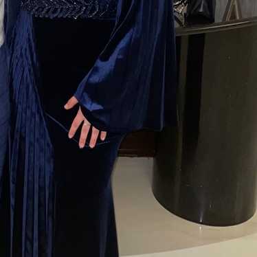 Blue velvet evening gown size 6-8 - image 1