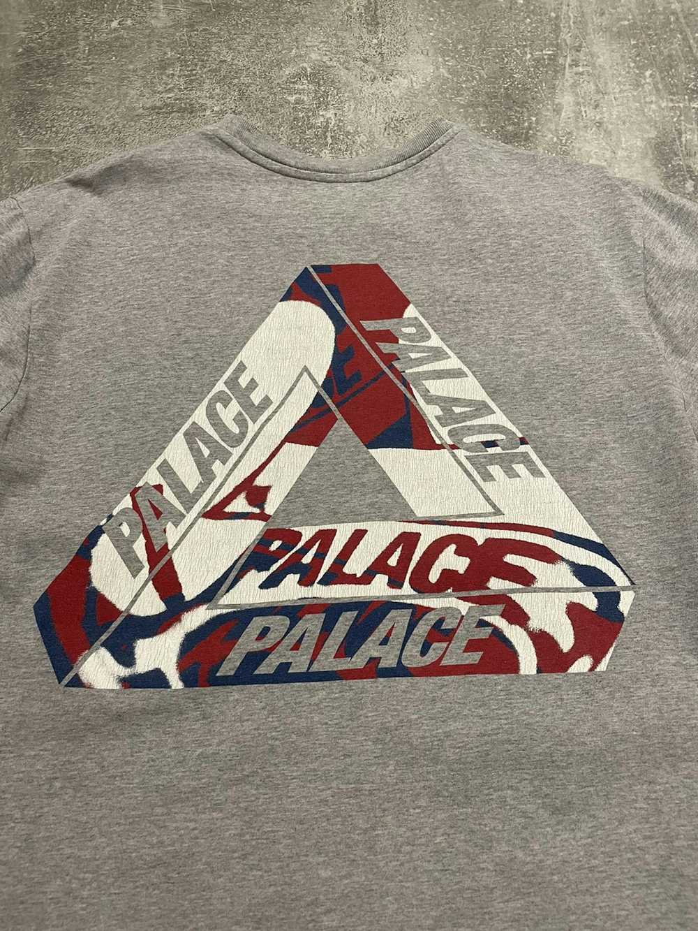 Palace Palace Tri-Ferg T-Shirt Rare - image 2