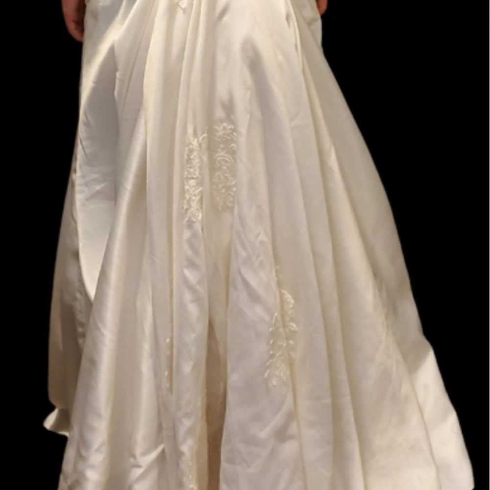 Davids Bridal Wedding Dress Size 4 Ivory - image 12