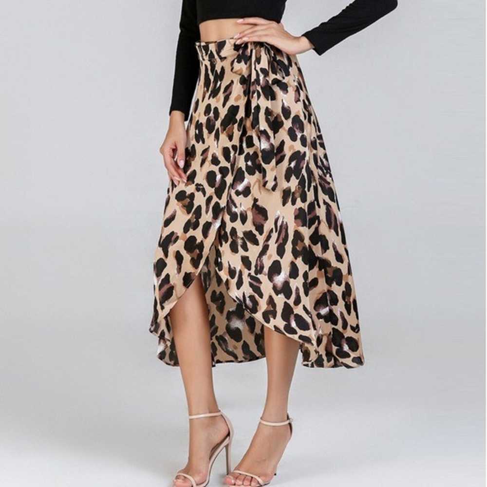 Leopard Printed Midi Tie Wrap Around Skirt - image 3