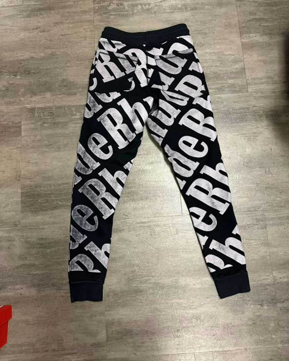 Rhude Rhude all over print sweatpants pre owned s… - image 2