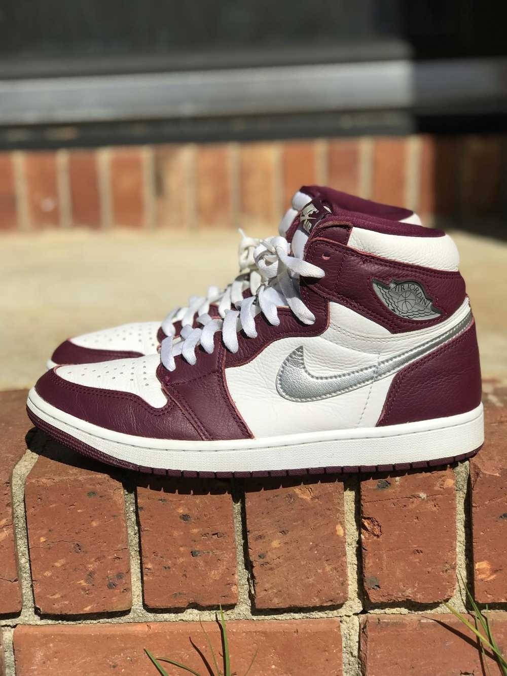 Jordan Brand Air Jordan Retro 1 Bordeaux Size 9 - image 2