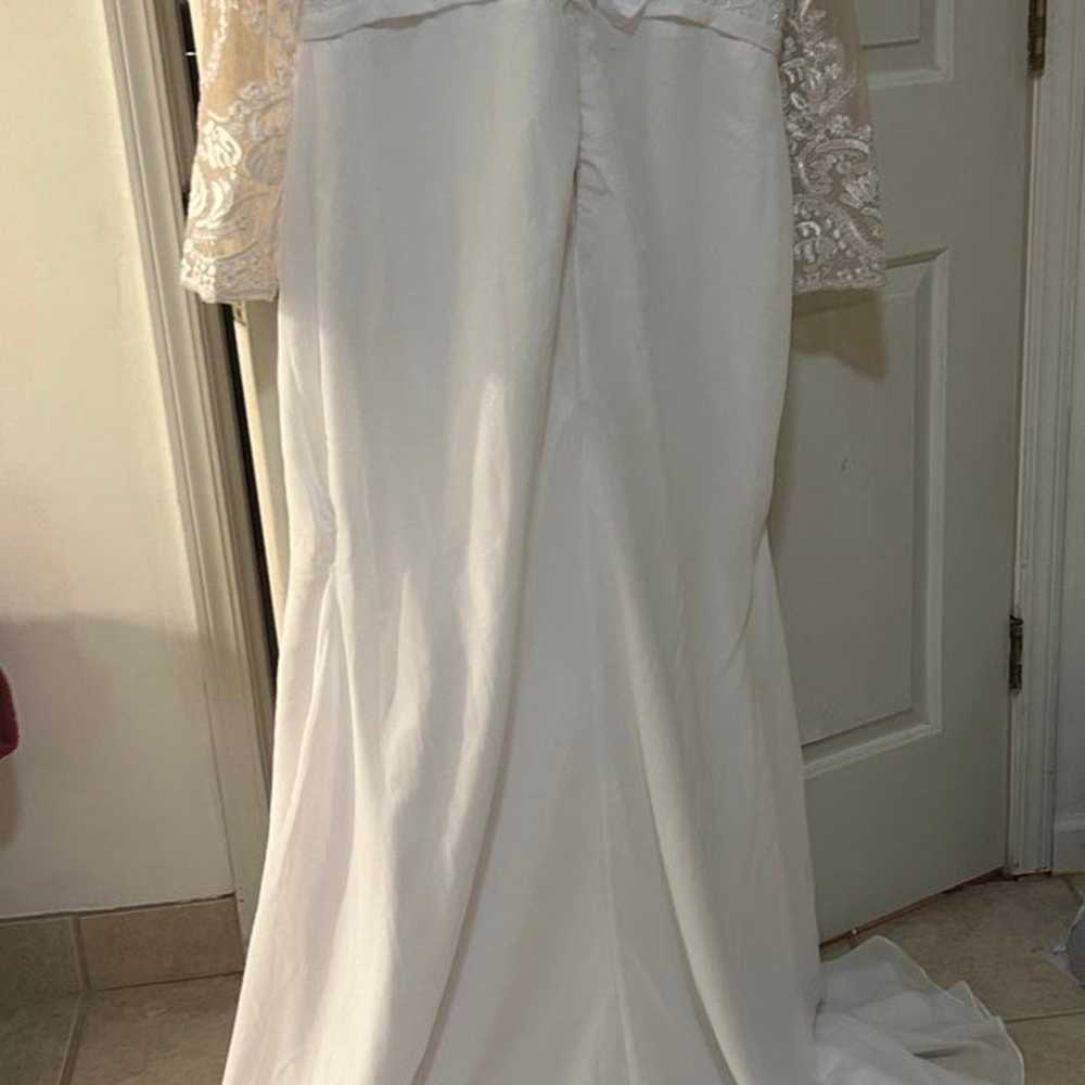 wedding dress size 22/24 - image 3