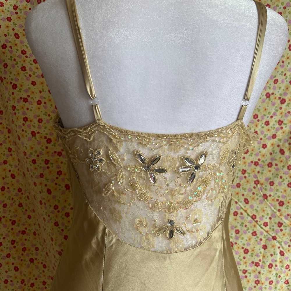 Vintage Y2K beaded lace gold/ champagne formal fa… - image 11