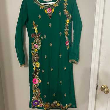 Brand new Pakistani high quality dress
