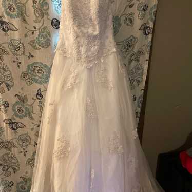 Oleg Cassini collection Wedding dress